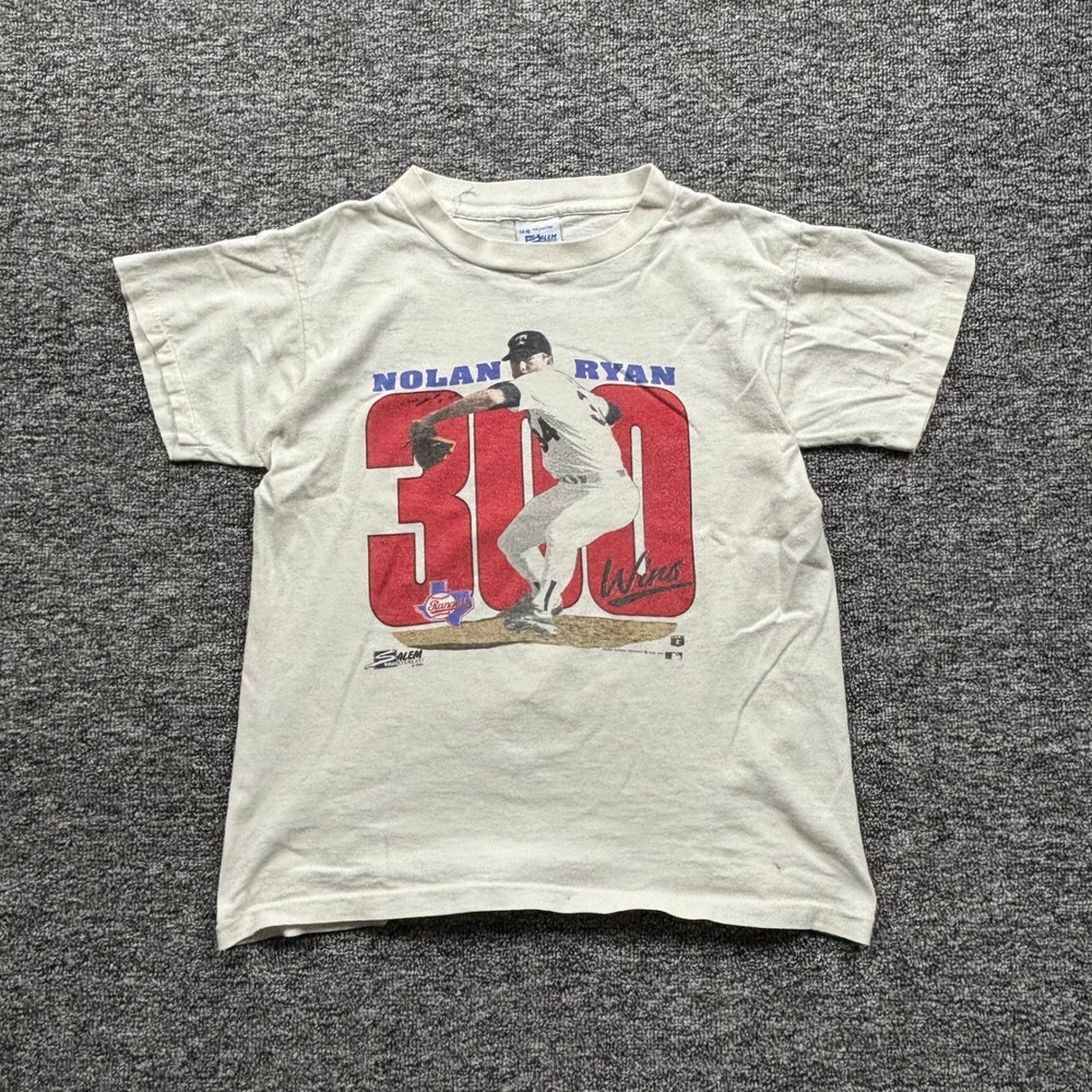 Vintage 90s Salem Sportswear Nolan Ryan 300 Wins White Graphic T-Shirt Size XS/S